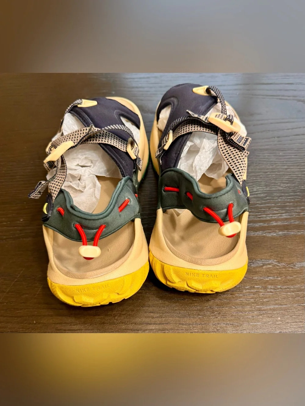 Nike Oneonta Trail Sandals Men’s 11 Olive Navy Hiking Outdoor Gorpcore